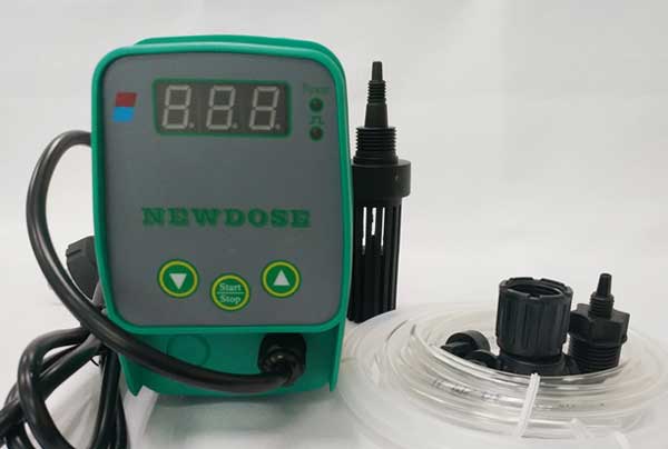 小型反滲透阻垢劑計量泵